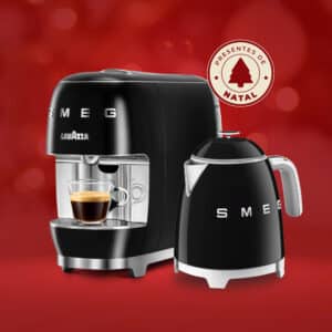 máquina smeg creme + chaleira smeg creme🎄 (cópia)